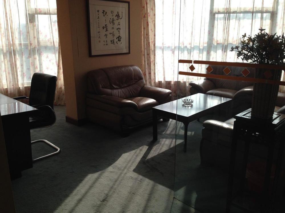 Nanjing Renyun Hotel エクステリア 写真